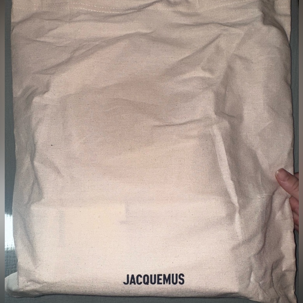 Jacquemus Le Grand Chiquito Large Leather Handbag - Picture 14 of 16